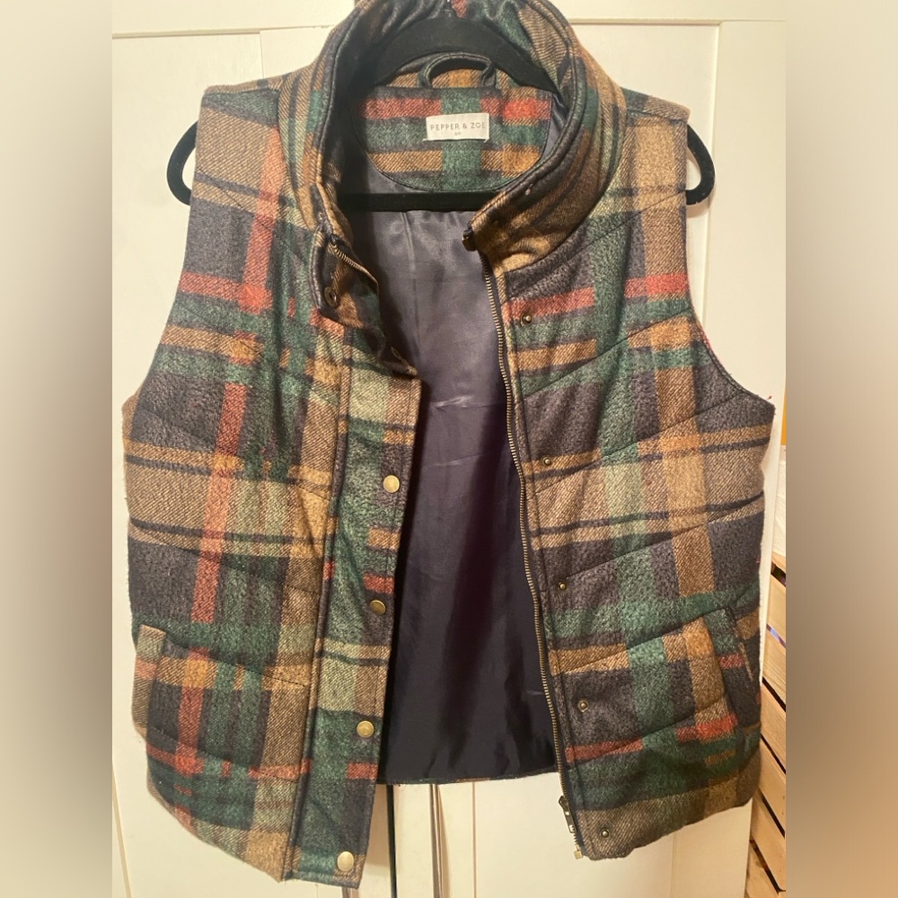 Plaid Vest - Picture 2 of 5